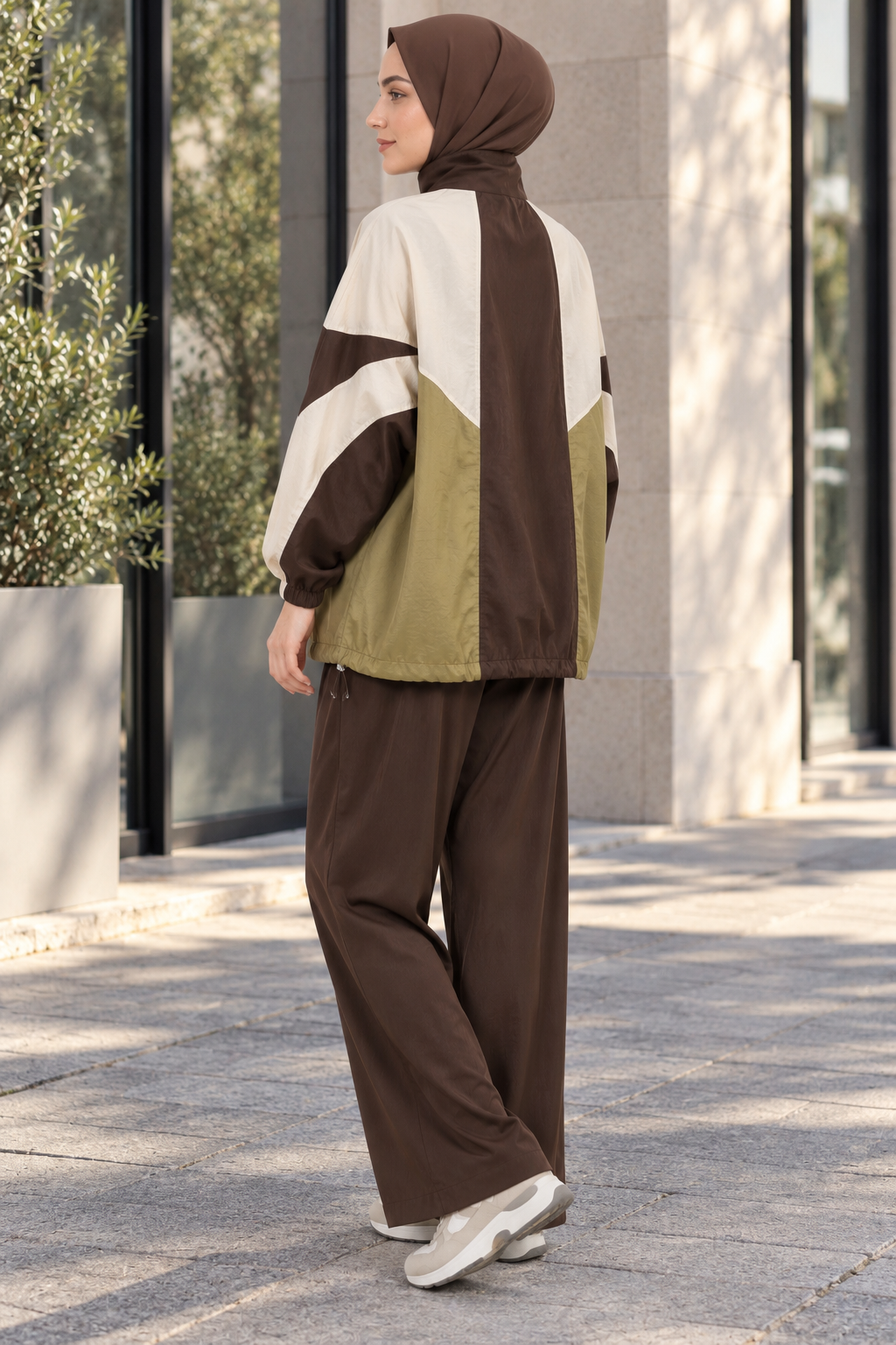 Nora Urban Takım