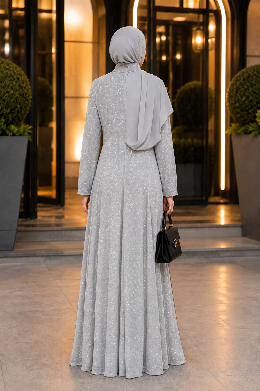 Sim Kumaşlı Drape Detaylı Abiye Gümüş