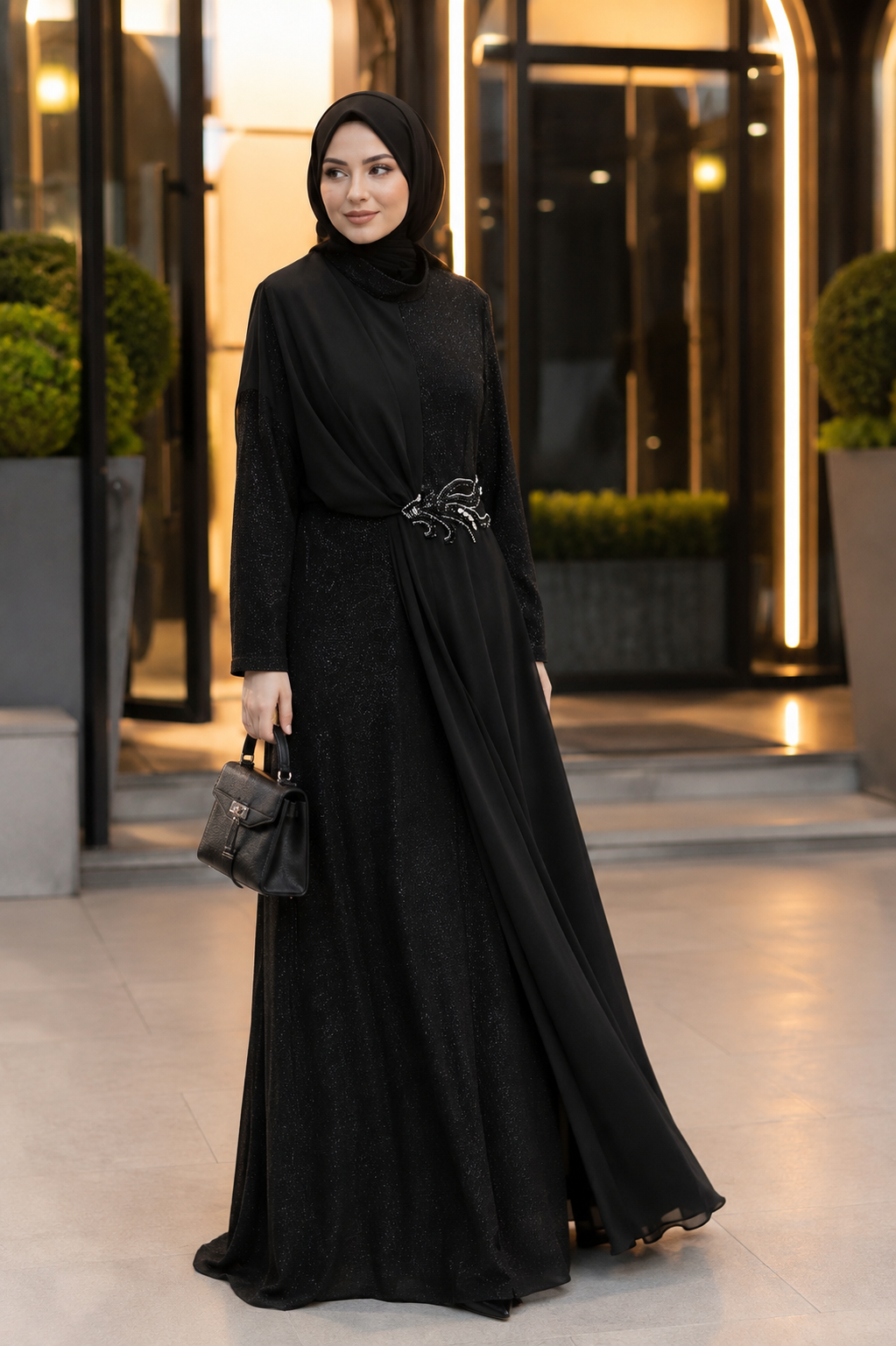 Sim Kumaşlı Drape Detaylı Abiye Siyah